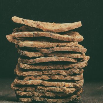 Almond-Fig Crackers
